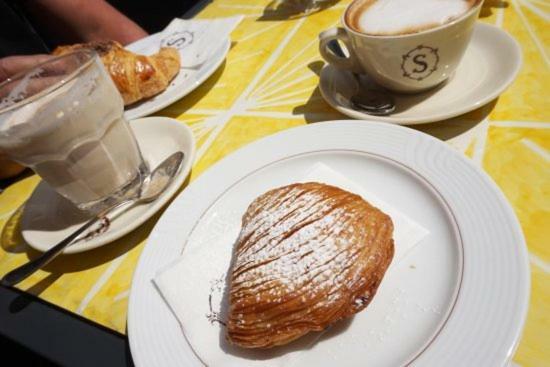 나폴리 Da Polly A Piazza Amedeo B&B 외부 사진